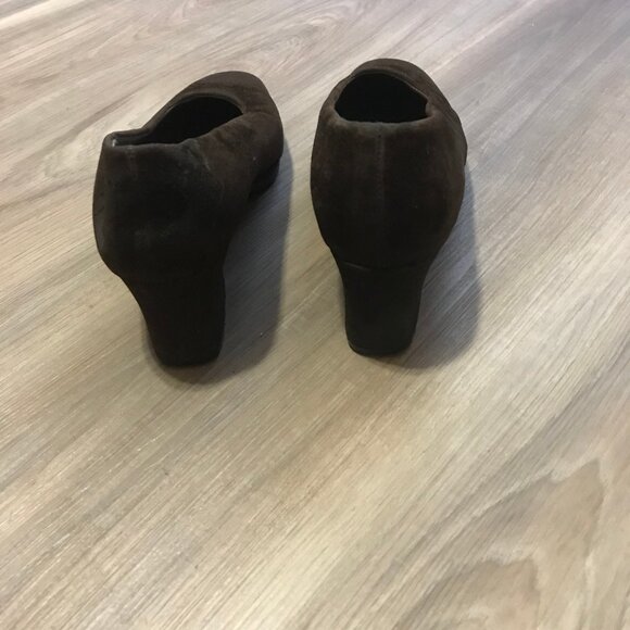 Jessica Ladies Brown Suede Shoes Size 8.5 $5.00 AS AN ADD ON - Picture 2 of 6